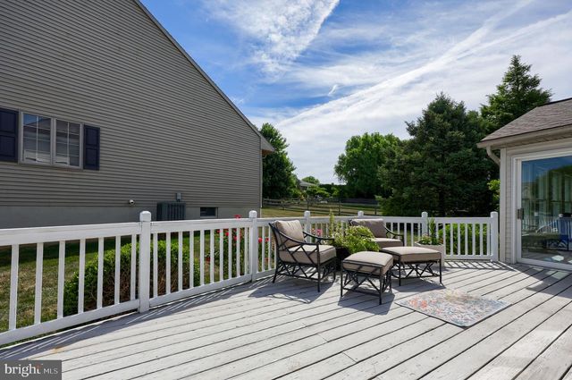 1015 MARTIN AVE, Ephrata, PA 17522