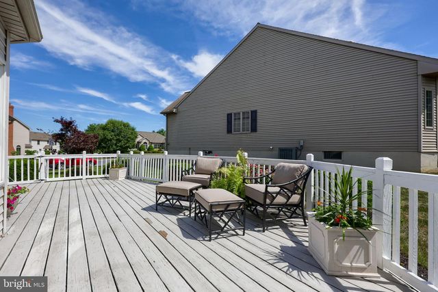 1015 MARTIN AVE, Ephrata, PA 17522