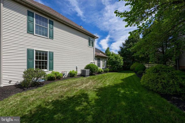 1015 MARTIN AVE, Ephrata, PA 17522