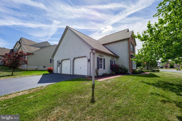 1015 MARTIN AVE, Ephrata, PA 17522