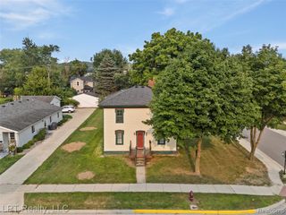 302 N 2nd Street, Brighton, MI 48116