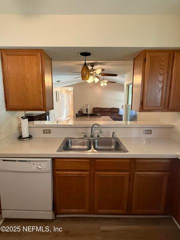 2168 DEER RUN Lane, Fleming Island, FL 32003