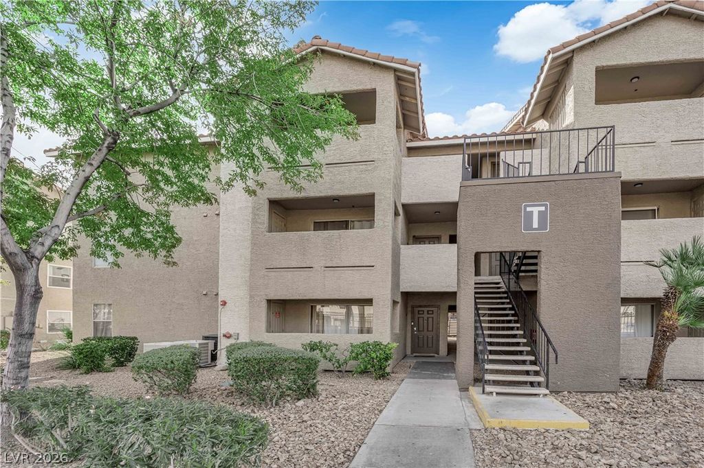 4200 South Valley View Boulevard 3001, Las Vegas, NV 89103 — photo 2