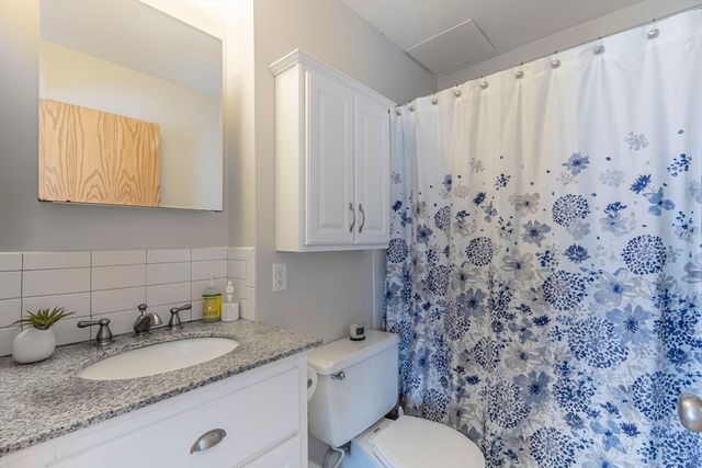 142 Commercial St. 101, Boston, MA 02109