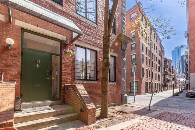 142 Commercial St. 101, Boston, MA 02109