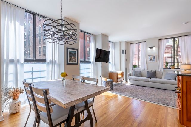 142 Commercial St. 101, Boston, MA 02109