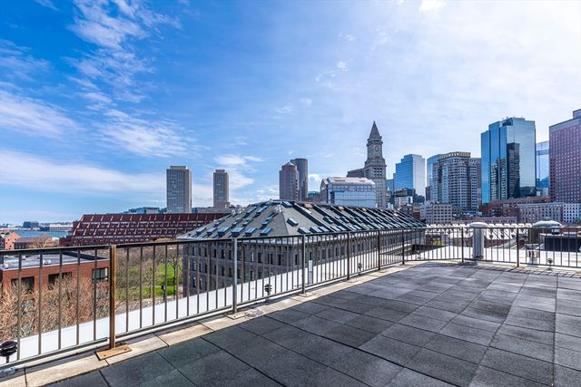 142 Commercial St. 101, Boston, MA 02109