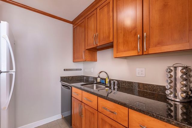 142 Commercial St. 101, Boston, MA 02109