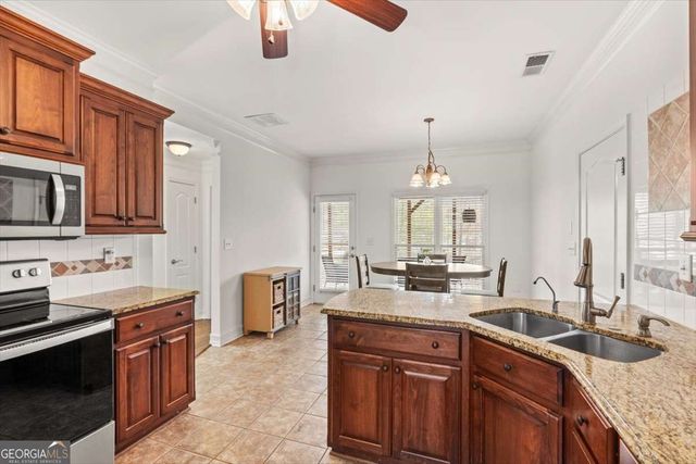 44 Lake Haven Drive, Cartersville, GA 30120