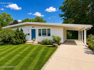 184 Parkview Terrace, Lincroft, NJ 07738