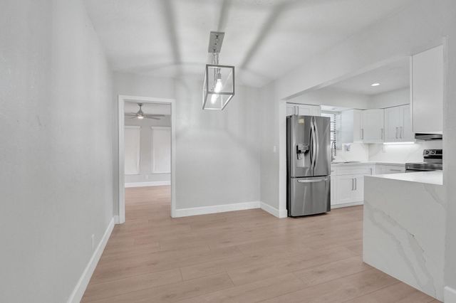 1054 Wyoming Avenue, Fort Lauderdale, FL 33312