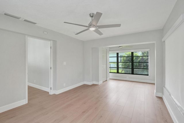 1054 Wyoming Avenue, Fort Lauderdale, FL 33312