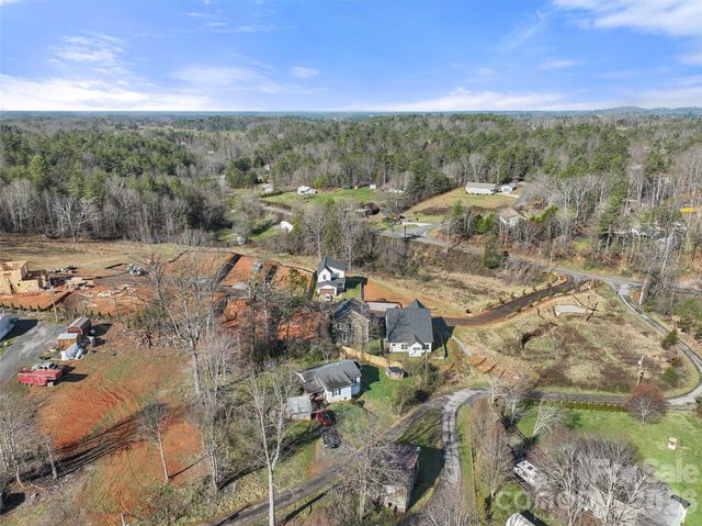 114 Chapel Crossing Lane 12, Weaverville, NC 28787