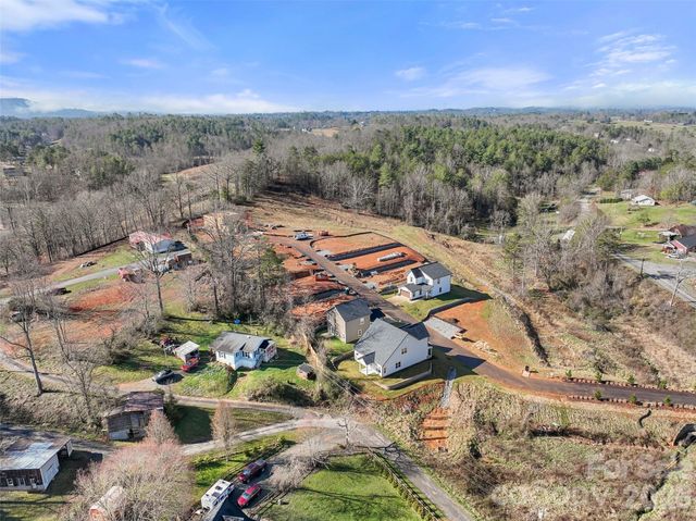 114 Chapel Crossing Lane 12, Weaverville, NC 28787