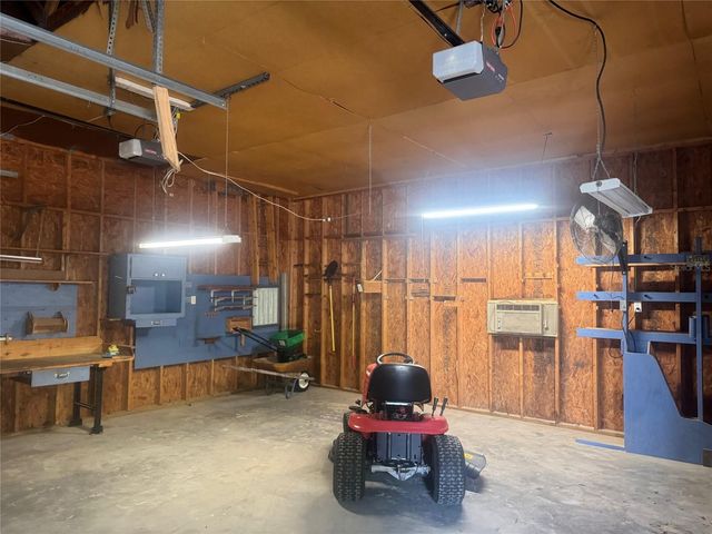 35819 S SHELLEY DRIVE, Leesburg, FL 34788