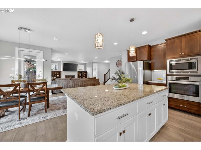 2005 Nw 118TH Way, Vancouver, WA 98685