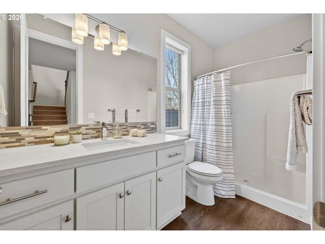 2005 Nw 118TH Way, Vancouver, WA 98685