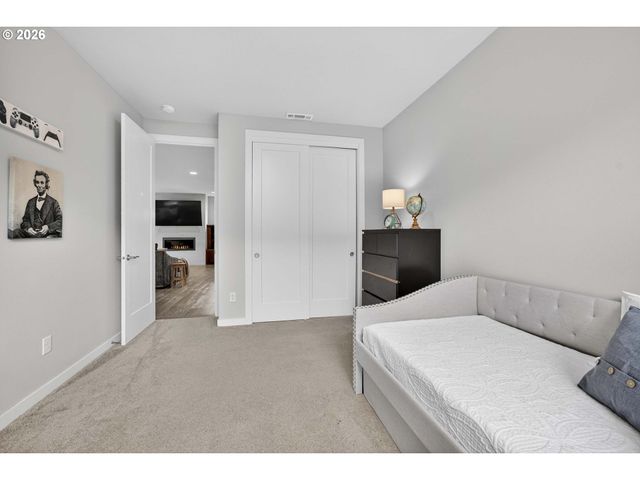 2005 Nw 118TH Way, Vancouver, WA 98685