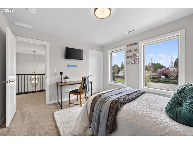 2005 Nw 118TH Way, Vancouver, WA 98685