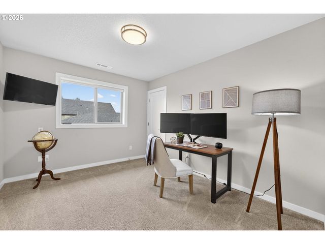 2005 Nw 118TH Way, Vancouver, WA 98685