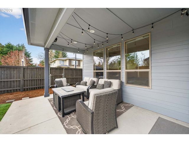 2005 Nw 118TH Way, Vancouver, WA 98685