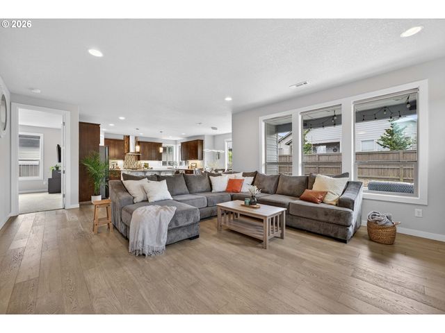 2005 Nw 118TH Way, Vancouver, WA 98685