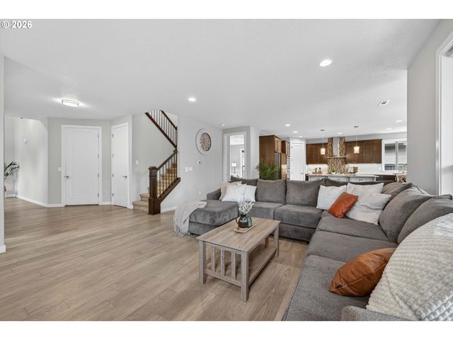 2005 Nw 118TH Way, Vancouver, WA 98685