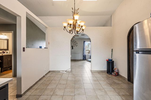 860 Amethyst Drive NE, Rio Rancho, NM 87124