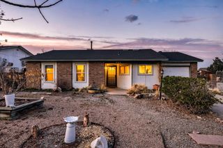 860 Amethyst Drive NE, Rio Rancho, NM 87124