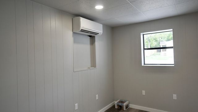 110 Fourth St, Ingram, TX 78025