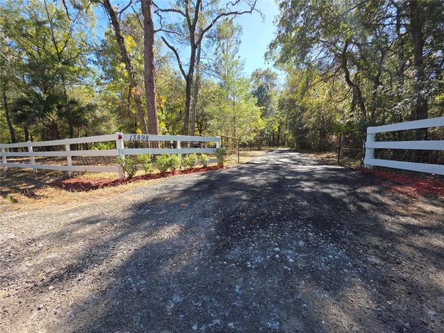 138948 NE 245TH STREET ROAD, Fort Mc Coy, FL 32134