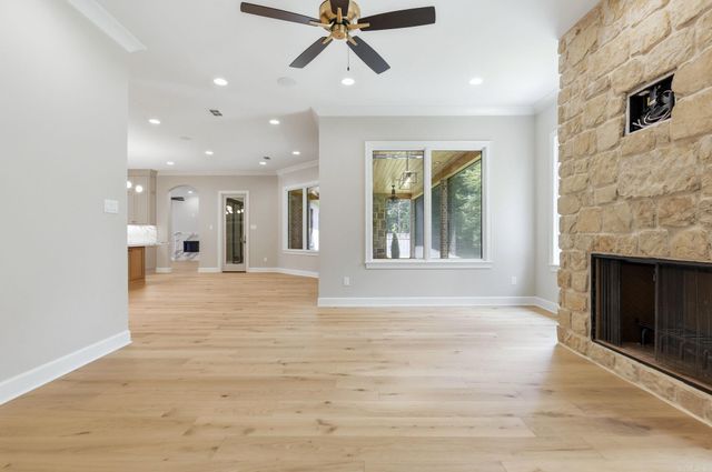 40 Orle Circle, Little Rock, AR 72223