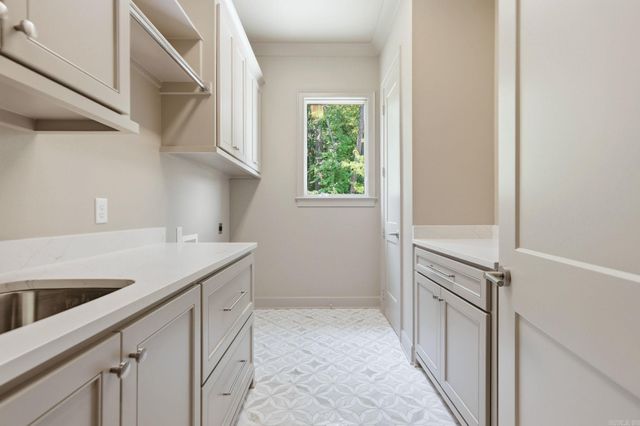 40 Orle Circle, Little Rock, AR 72223