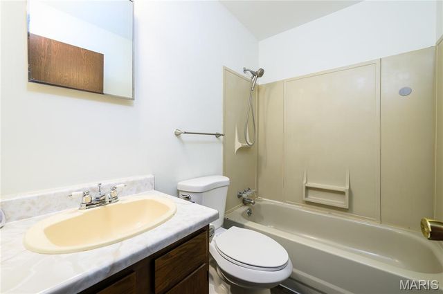 3710 Berger Avenue, St Louis, MO 63109