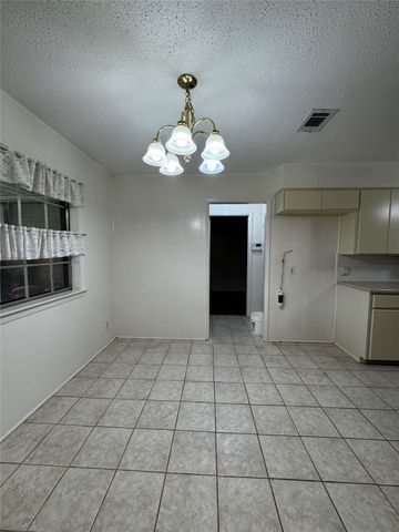 3205 Pin Oak Drive, Temple, TX 76502