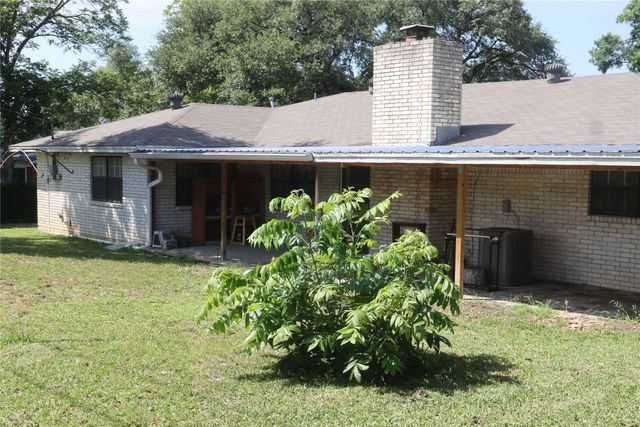 3205 Pin Oak Drive, Temple, TX 76502