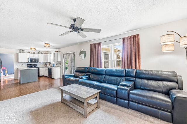 8333 Giroud Way, Indianapolis, IN 46259