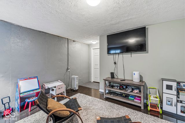 8333 Giroud Way, Indianapolis, IN 46259