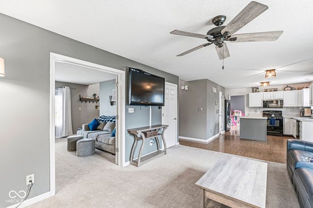 8333 Giroud Way, Indianapolis, IN 46259