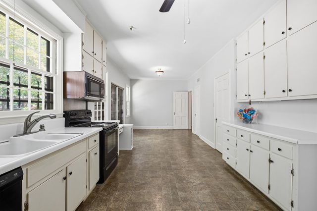 710 ROSEMARY LN, Memphis, TN 38104