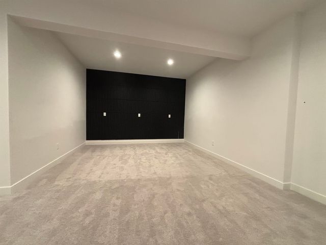 6161 Bateleur Court, Fort Wayne, IN 46845