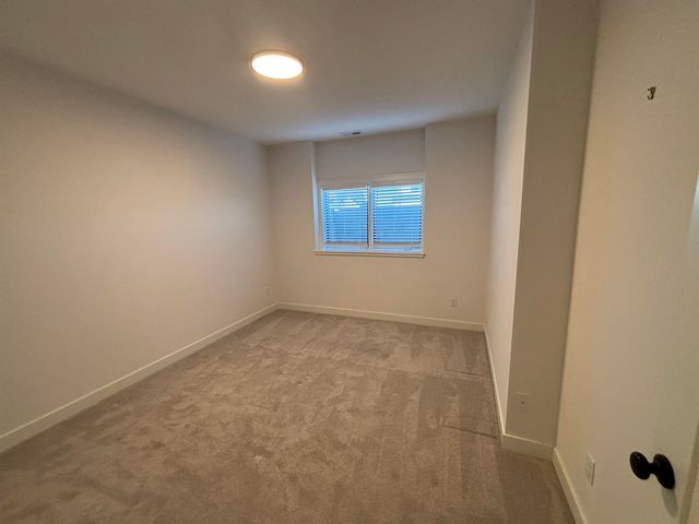 6161 Bateleur Court, Fort Wayne, IN 46845