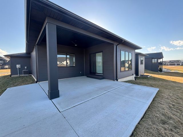 6161 Bateleur Court, Fort Wayne, IN 46845