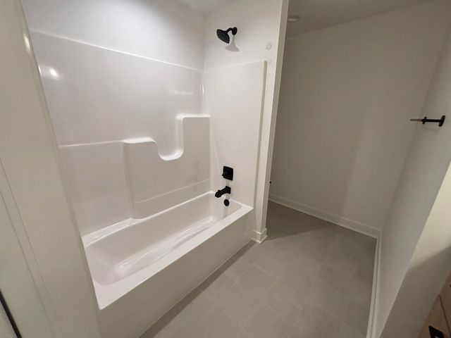 6161 Bateleur Court, Fort Wayne, IN 46845