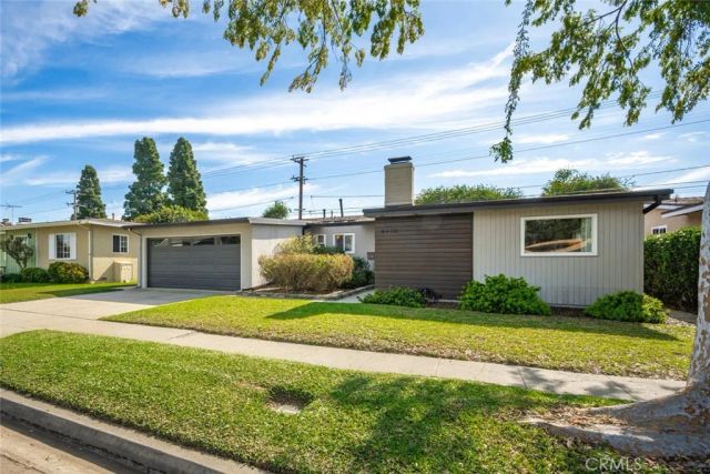 6110 E Walton Street, Long Beach, CA 90815