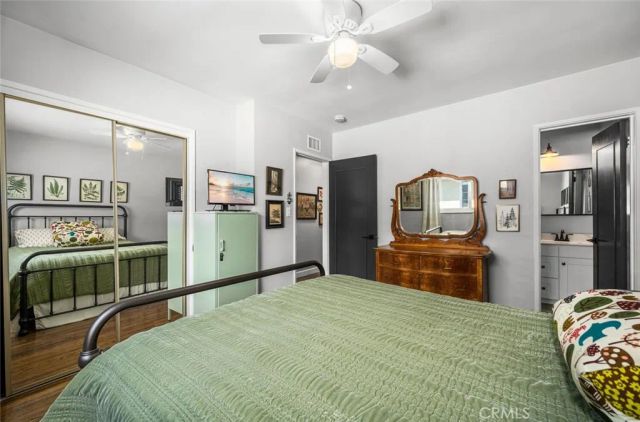 6110 E Walton Street, Long Beach, CA 90815