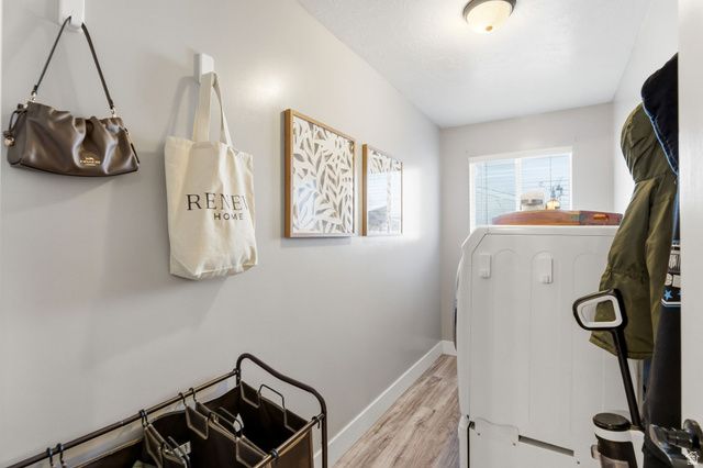 3124 W ELMWOOD DR, Riverton, UT 84065