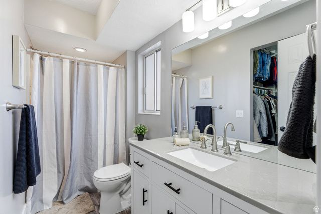 3124 W ELMWOOD DR, Riverton, UT 84065