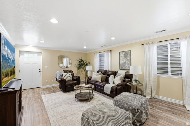 3124 W ELMWOOD DR, Riverton, UT 84065