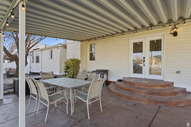 3124 W ELMWOOD DR, Riverton, UT 84065